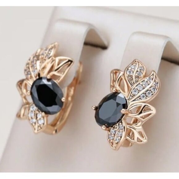 18k Gold Plated Simulated Diamond Zircon Drop Earrings - Picture 3 of 5